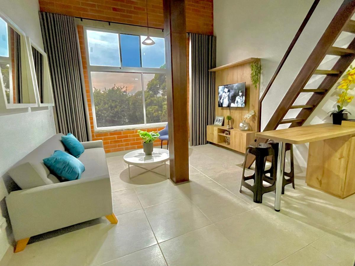Apartamento En Laurels Medellín Exterior foto